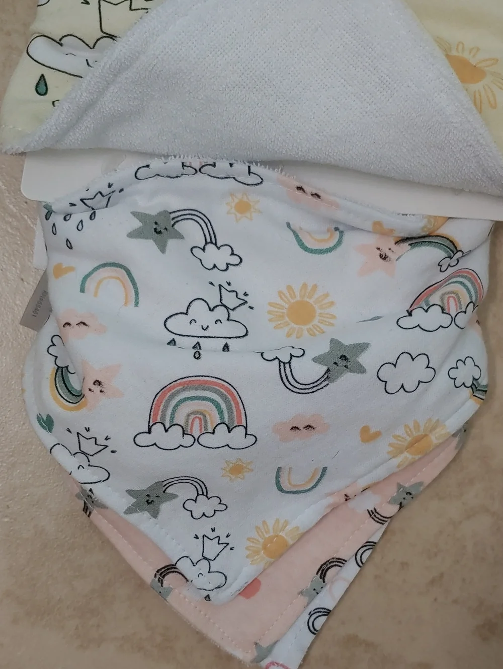 Le Bebe Favorite Bandana Bibs NWT Unisex Rainbow Pastel Set Of 4
